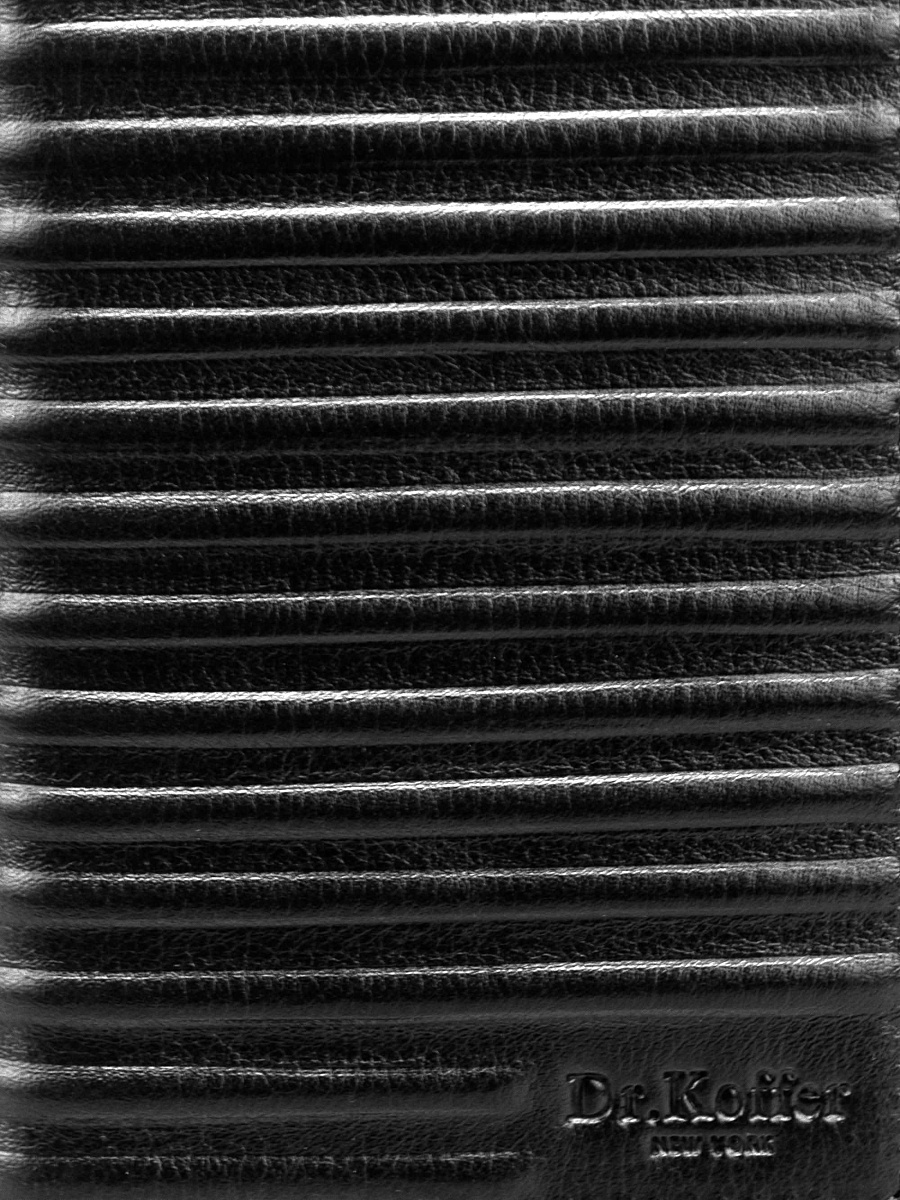 Обложка для паспорта из натуральной кожи Dr. Koffer