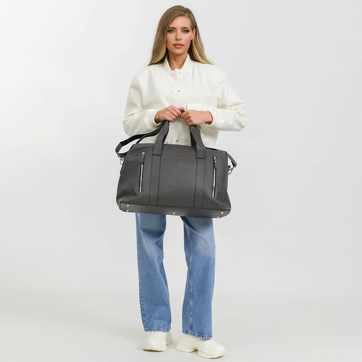 Сумка дорожная Dr.Koffer из натуральной кожи серая