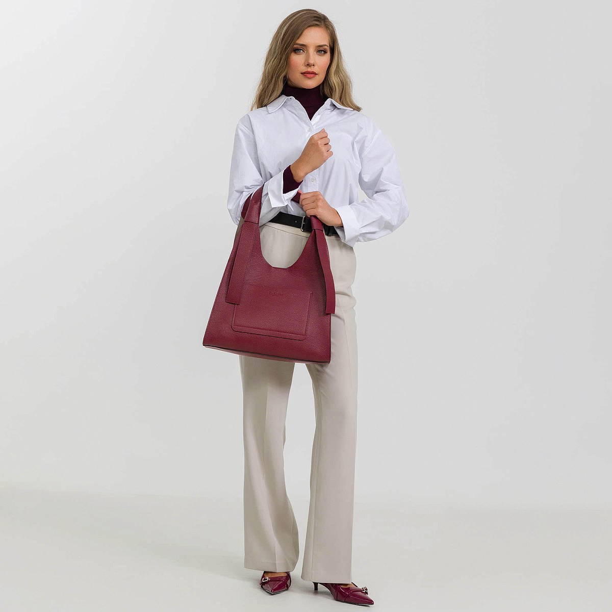 Женская сумка Dr. Koffer из натуральной кожи красная