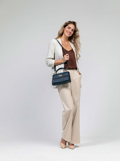 Женская сумка Dr.Koffer из натуральной кожи темно-фиолетовая