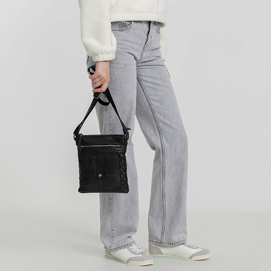 Сумка через плечо Dr.Koffer из натуральной кожи черная