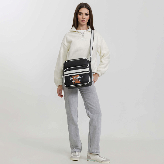 Сумка через плечо Dr.Koffer из натуральной кожи черная