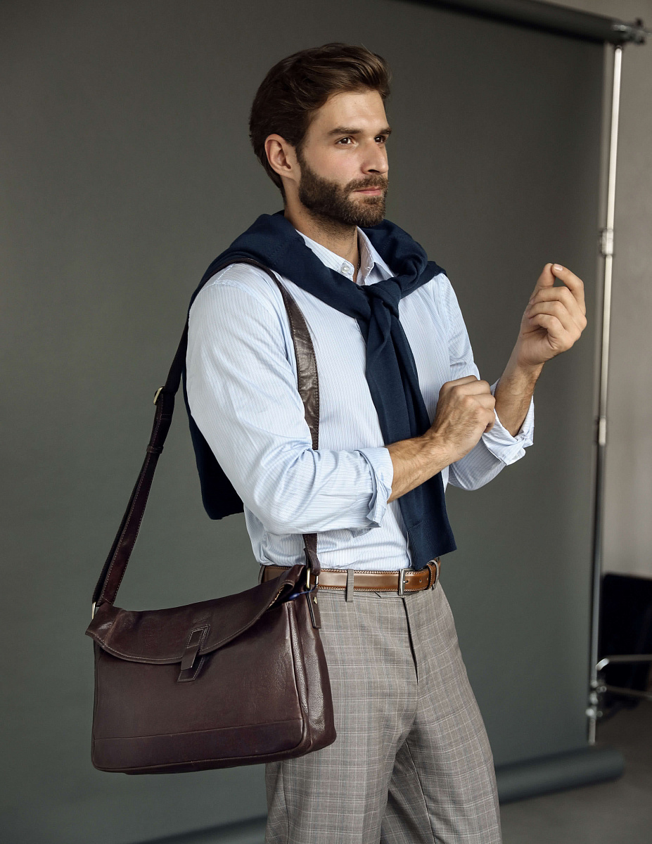 Сумка через плечо Dr.Koffer из натуральной кожи коричневая