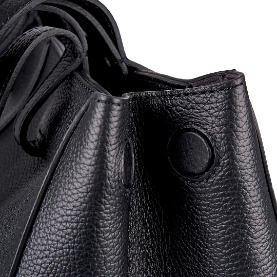 Женская сумка Dr. Koffer из натуральной кожи черная