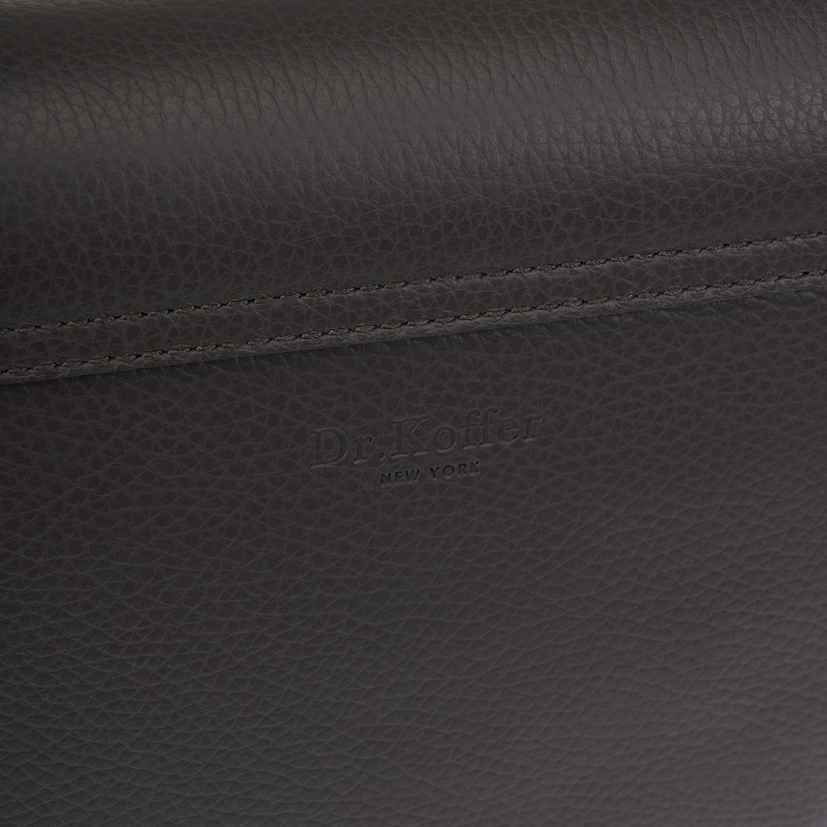 Женская сумка Dr. Koffer из натуральной кожи серая