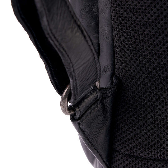 Рюкзак Dr.Koffer из натуральной кожи черный