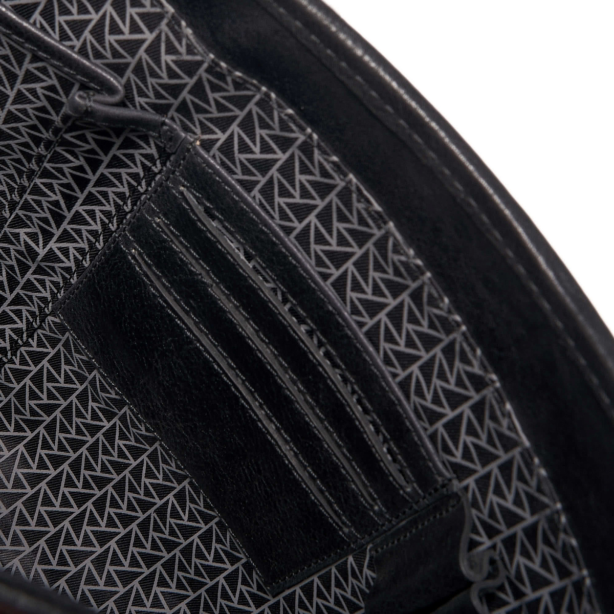 Портфель Dr.Koffer из натуральной кожи черный