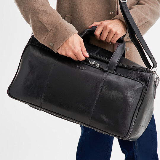 Сумка дорожная Dr.Koffer из натуральной кожи черная