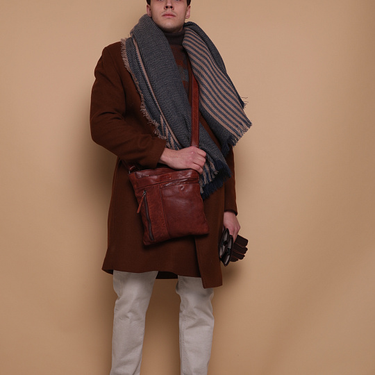 Сумка через плечо Dr.Koffer из натуральной кожи коричневая