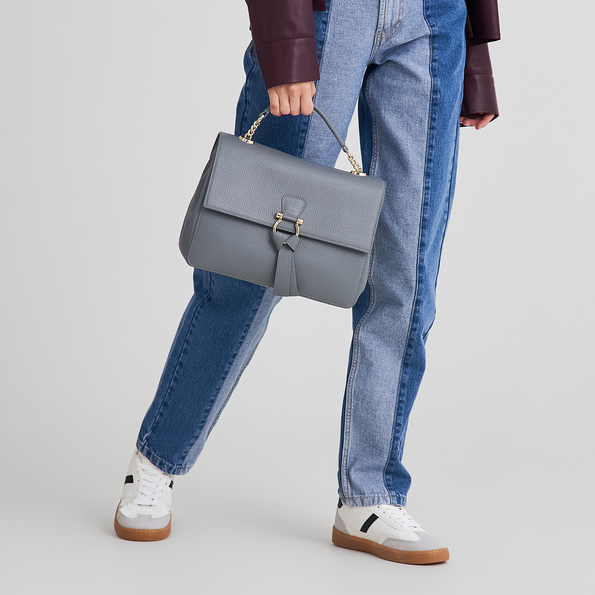 Женская сумка  Dr. Koffer из натуральной кожи серая