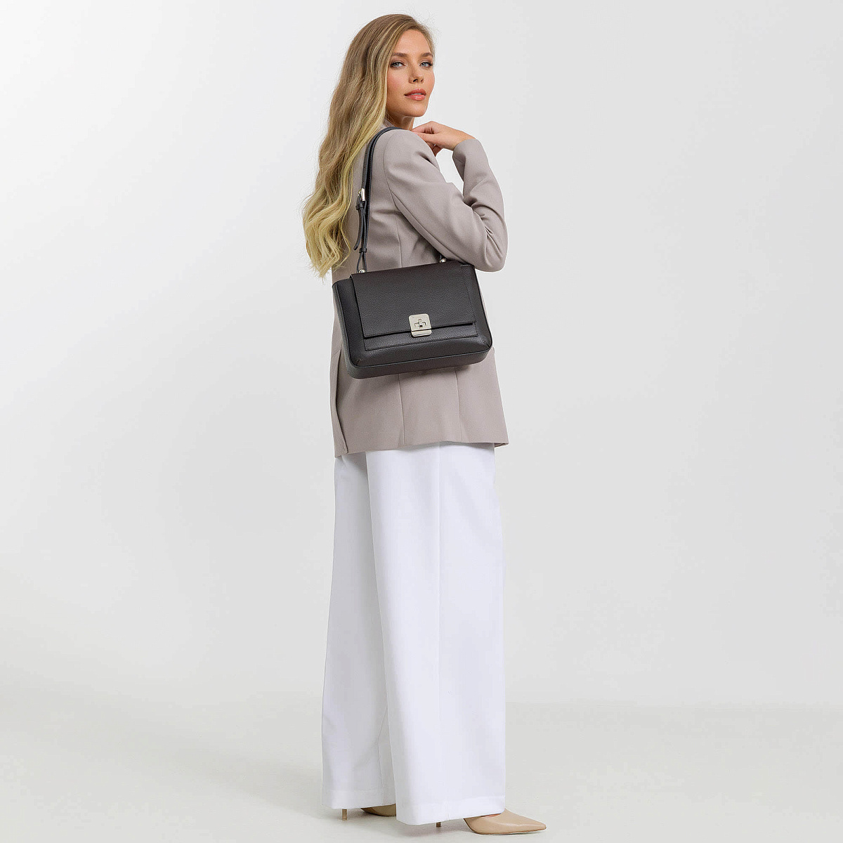 Женская сумка Dr. Koffer из натуральной кожи коричневая