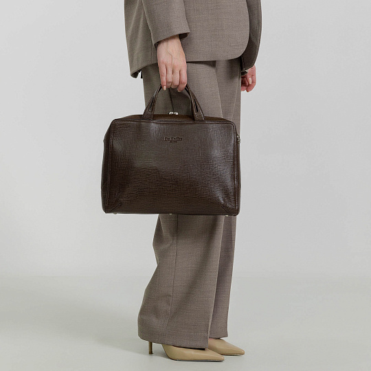 Женская сумка Dr.Koffer из натуральной кожи коричневая