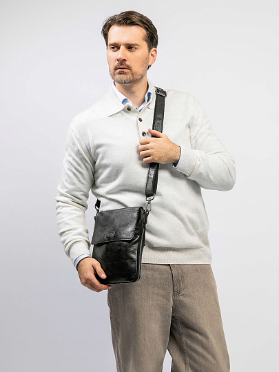 Сумка через плечо Dr.Koffer из натуральной кожи черная