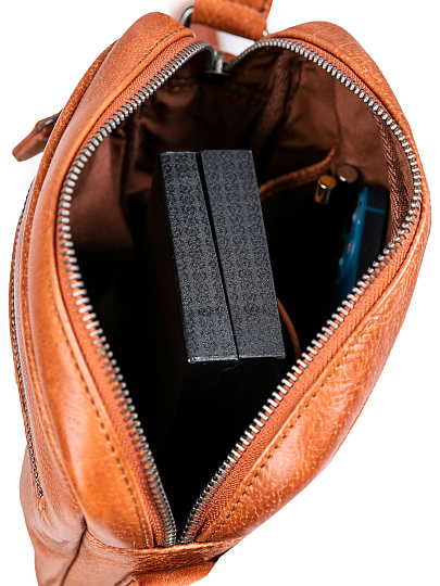 Сумка через плечо Dr.Koffer из натуральной кожи коричневая
