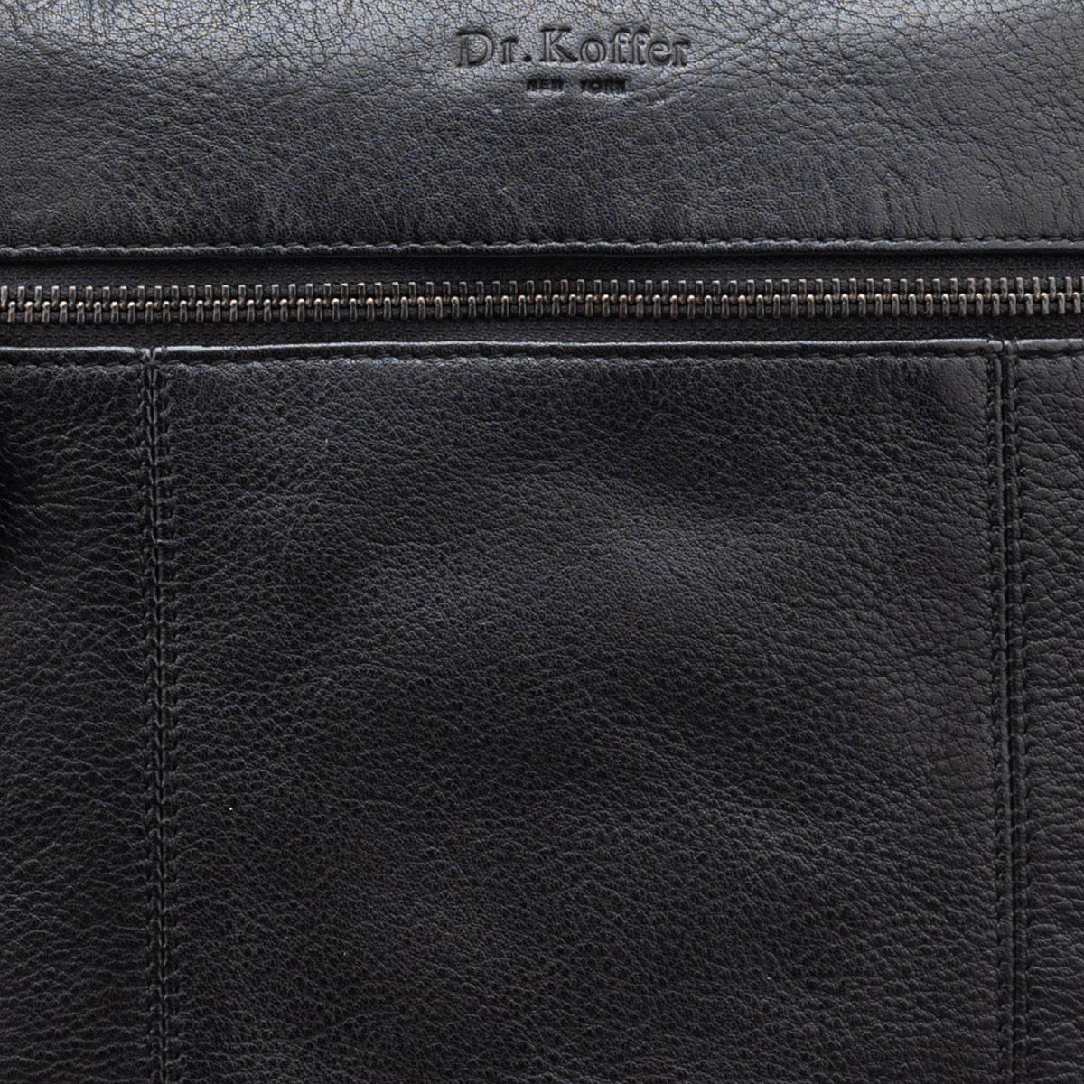 Сумка через плечо Dr.Koffer из натуральной кожи черная