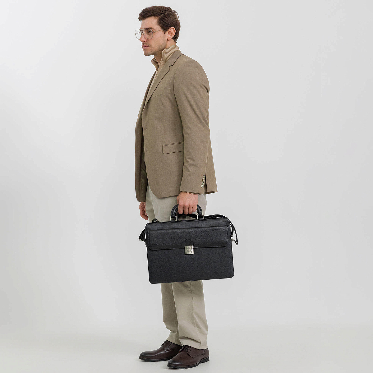 Портфель Dr.Koffer из натуральной кожи черный