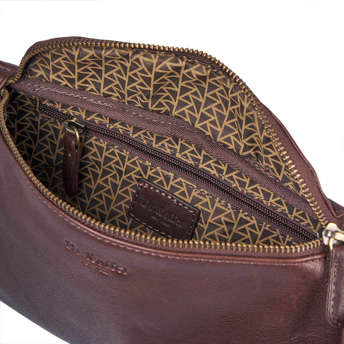 Сумка на пояс Dr. Koffer из натуральной кожи коричневая