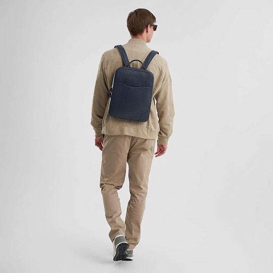 Рюкзак Dr.Koffer из натуральной кожи красный