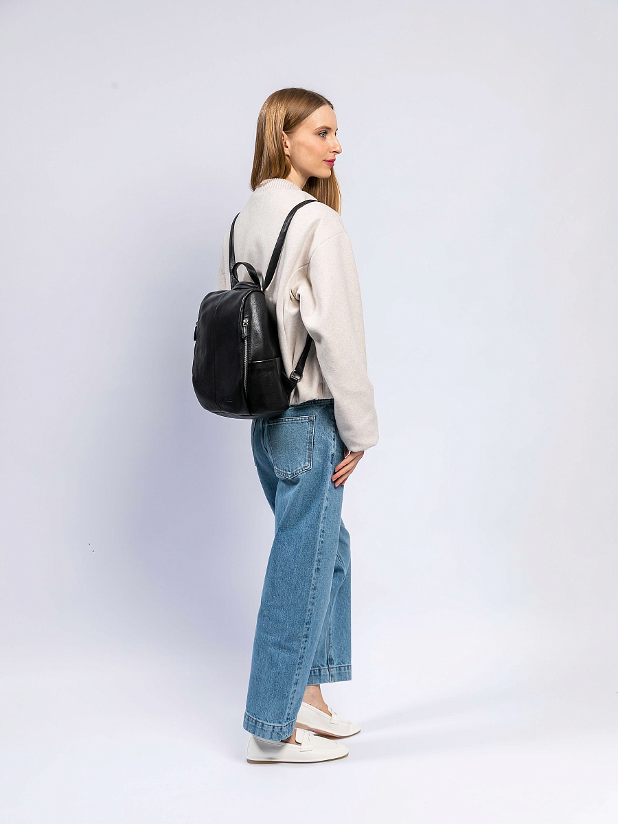 Сумка-рюкзак Dr. Koffer из натуральной кожи черная