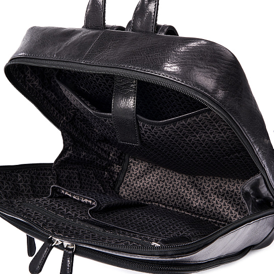 Рюкзак Dr.Koffer из натуральной кожи черный