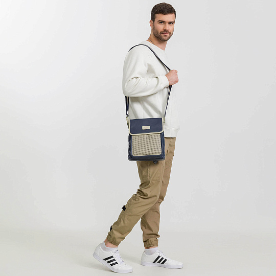 Сумка через плечо Dr.Koffer из натуральной кожи синяя