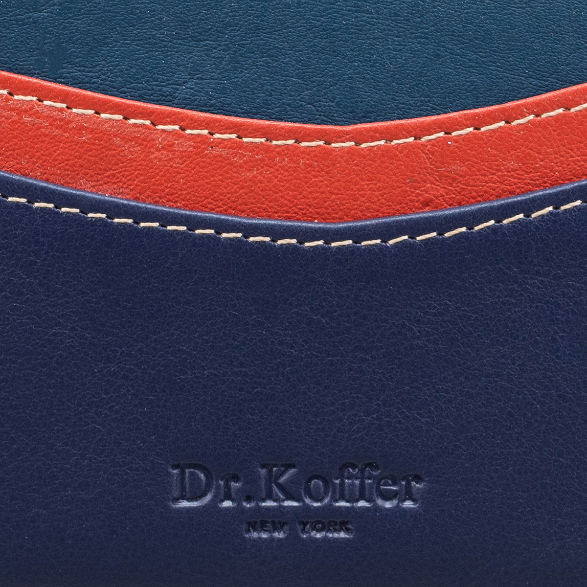 Кредитница Dr.Koffer из натуральной кожи фиолетовая