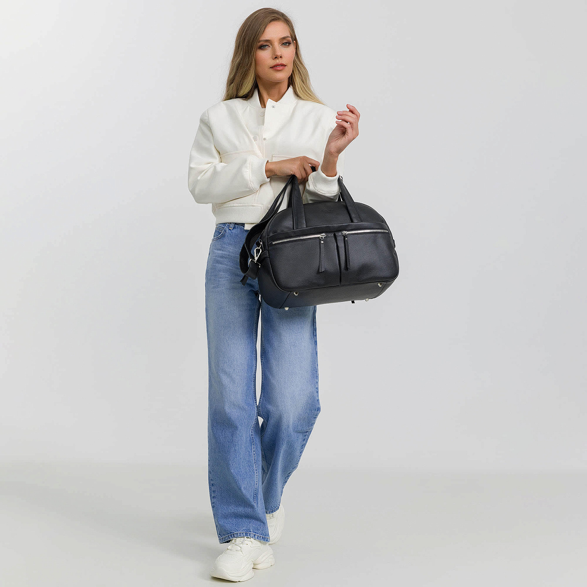 Сумка дорожная Dr.Koffer из натуральной кожи черная