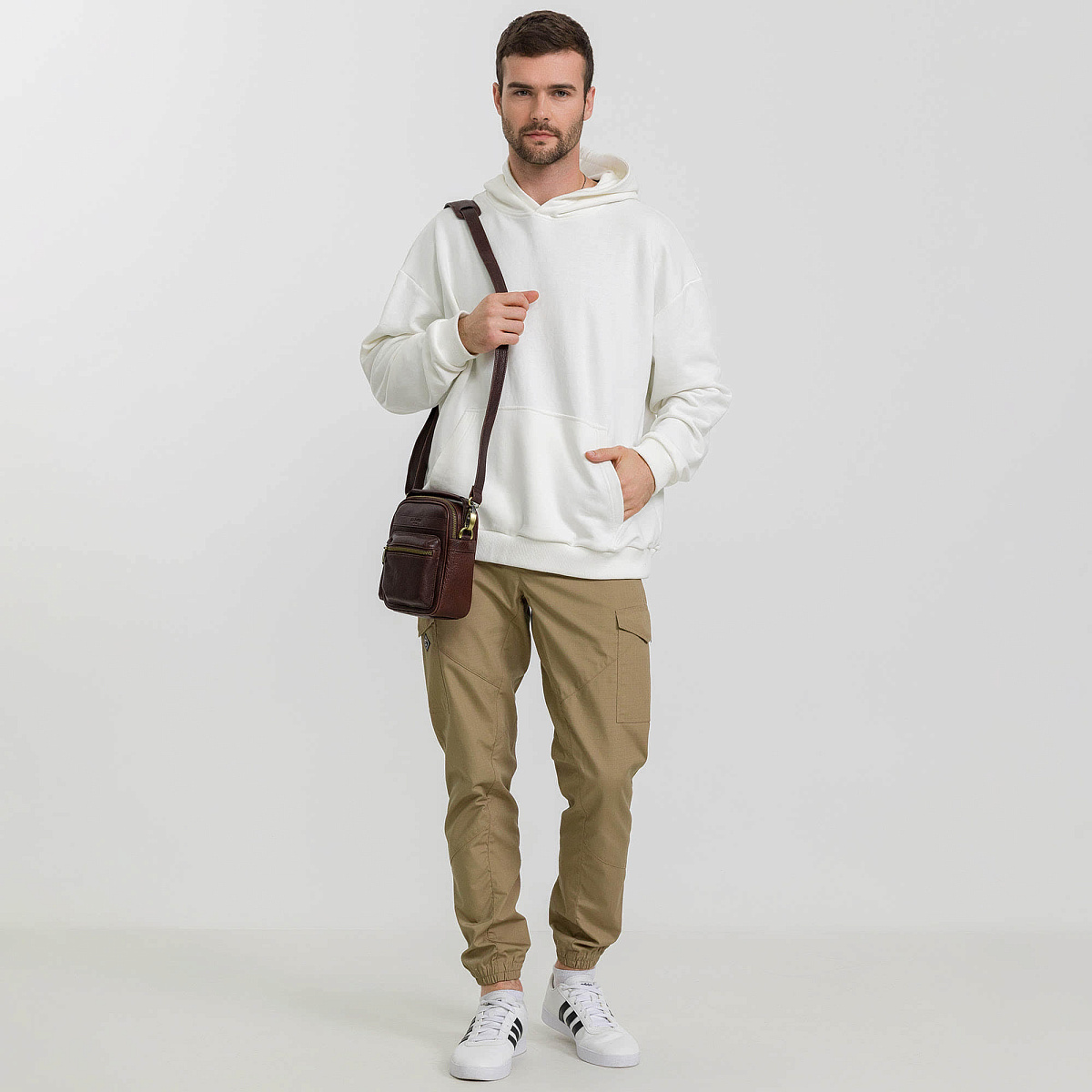 Сумка через плечо Dr.Koffer из натуральной кожи коричневая