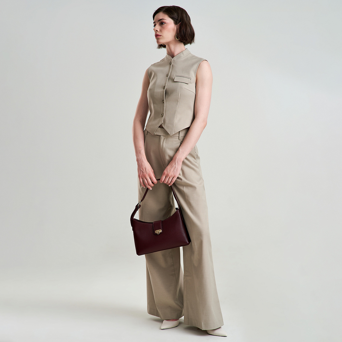 Женская сумка  Dr. Koffer из натуральной кожи бордовая