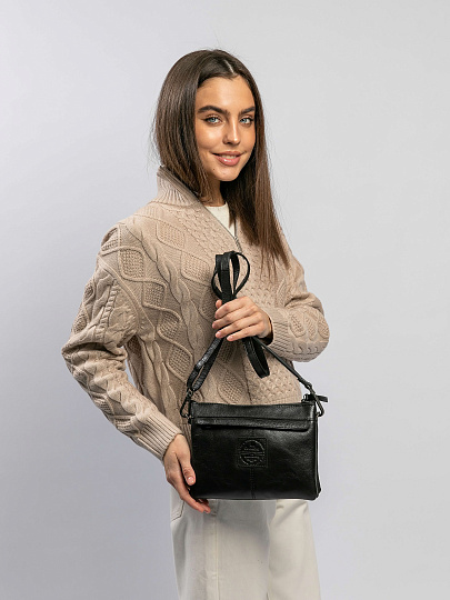 Сумка через плечо Dr.Koffer из натуральной кожи черная