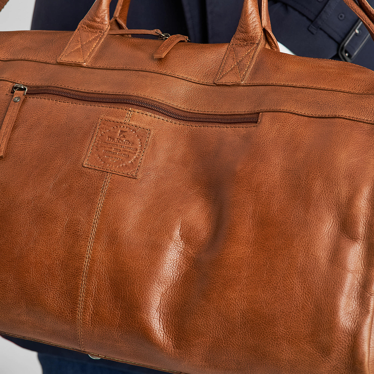 Сумка дорожная Dr.Koffer из натуральной кожи коричневая