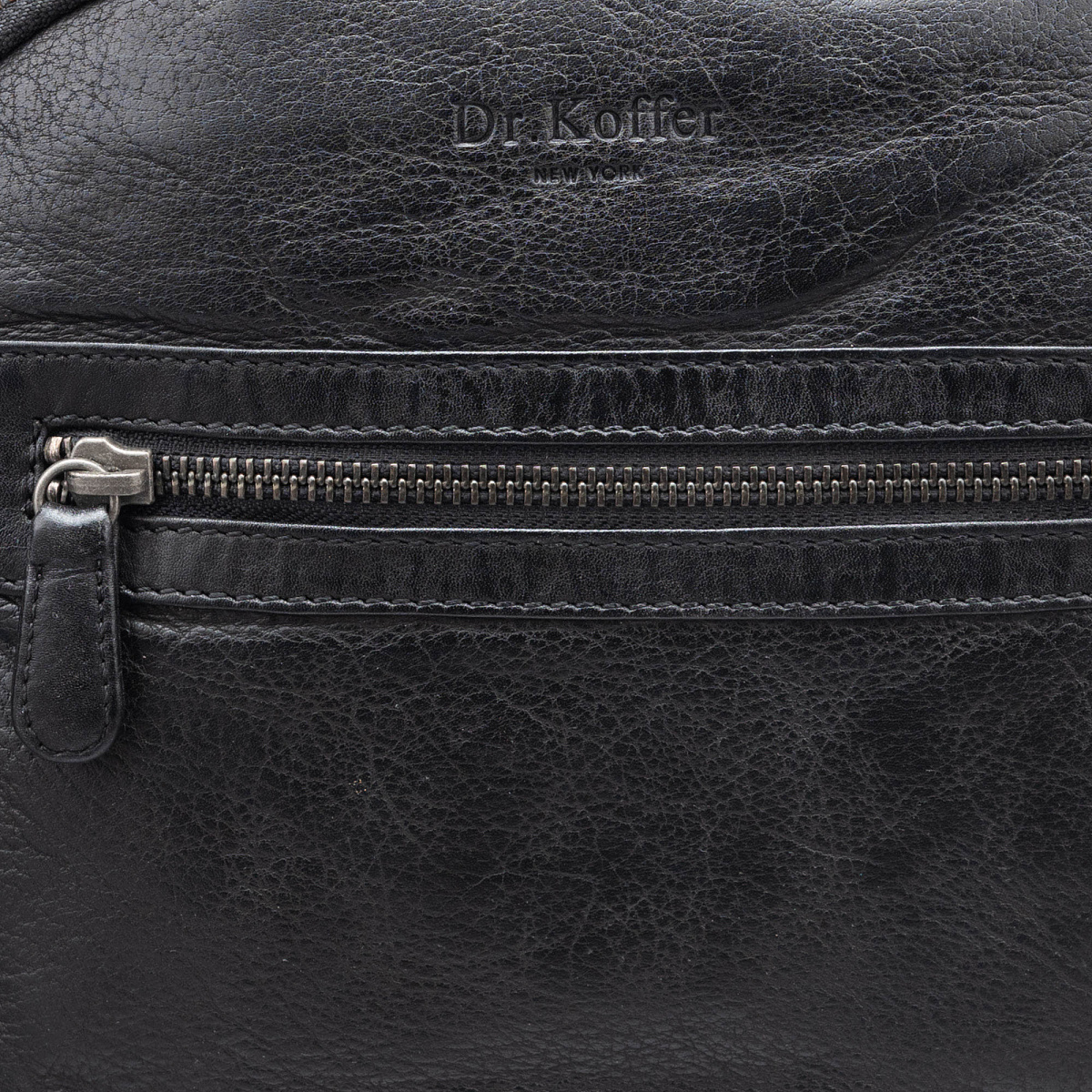 Рюкзак Dr.Koffer из натуральной кожи черный