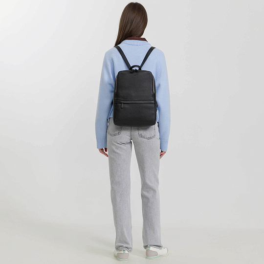 Рюкзак Dr.Koffer из натуральной кожи черный