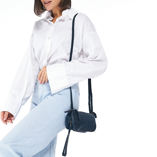 Сумка через плечо Dr.Koffer из натуральной кожи синяя