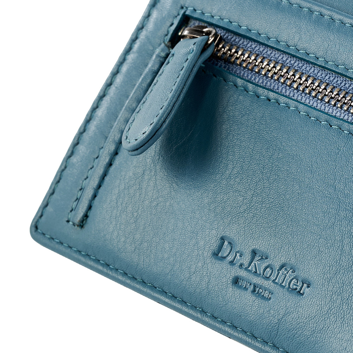 Кредитница Dr.Koffer из натуральной кожи голубая