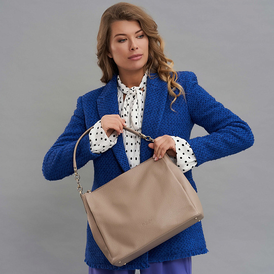 Женская сумка  Dr. Koffer из натуральной кожи бежевая