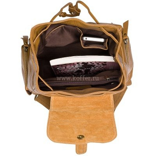 Женский рюкзак из бежевой натуральной кожи с клапаном на магнитной кнопке Dr.Koffer 2003-7-61