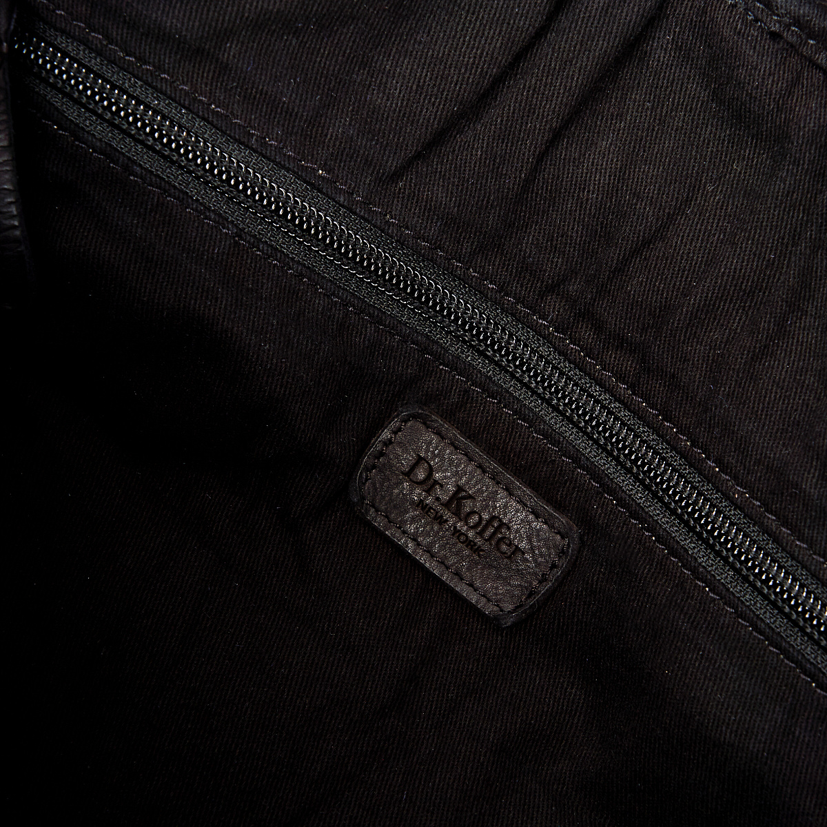 Деловая сумка Dr.Koffer из натуральной кожи черная