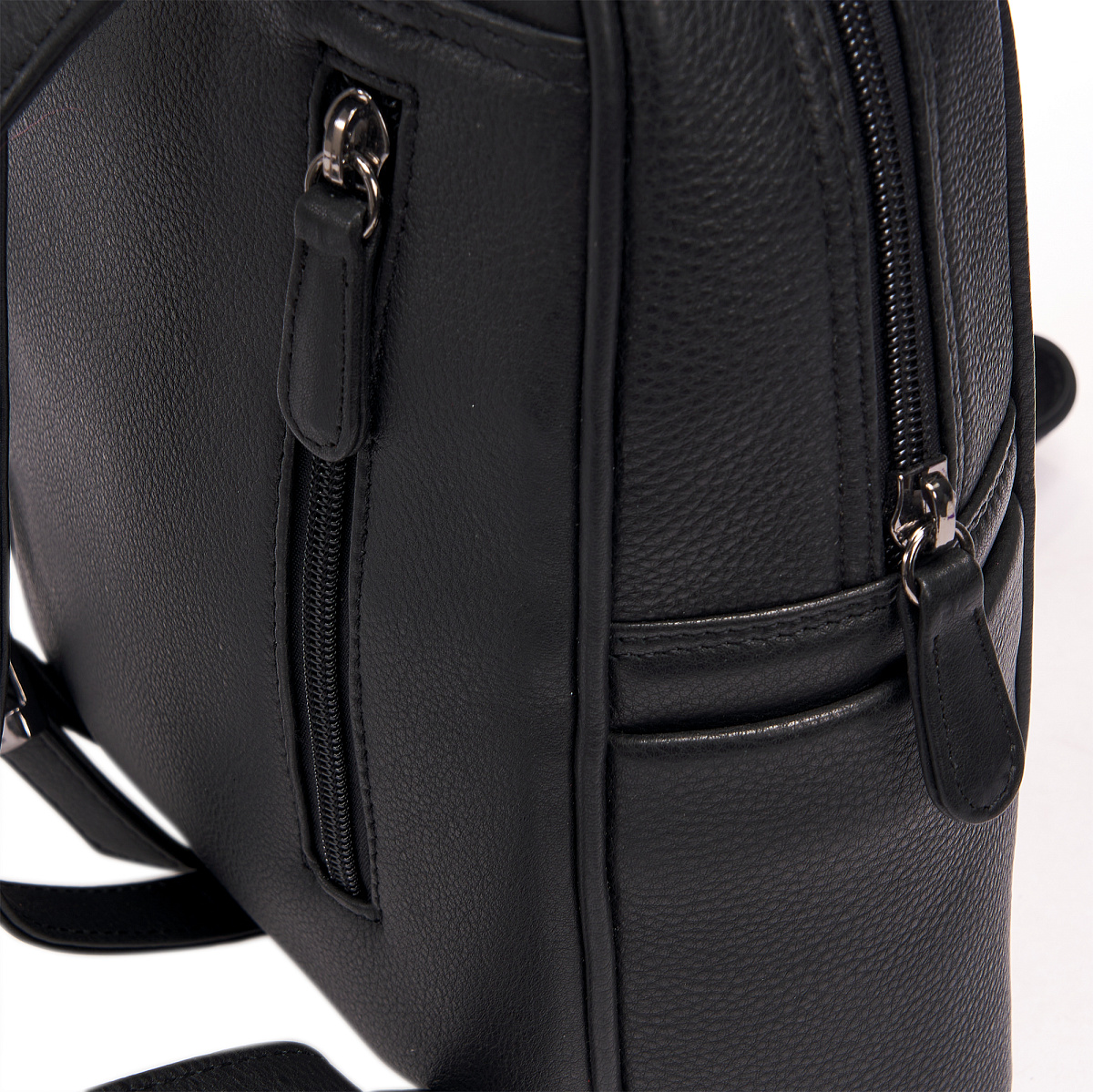 Рюкзак Dr.Koffer из натуральной кожи черный