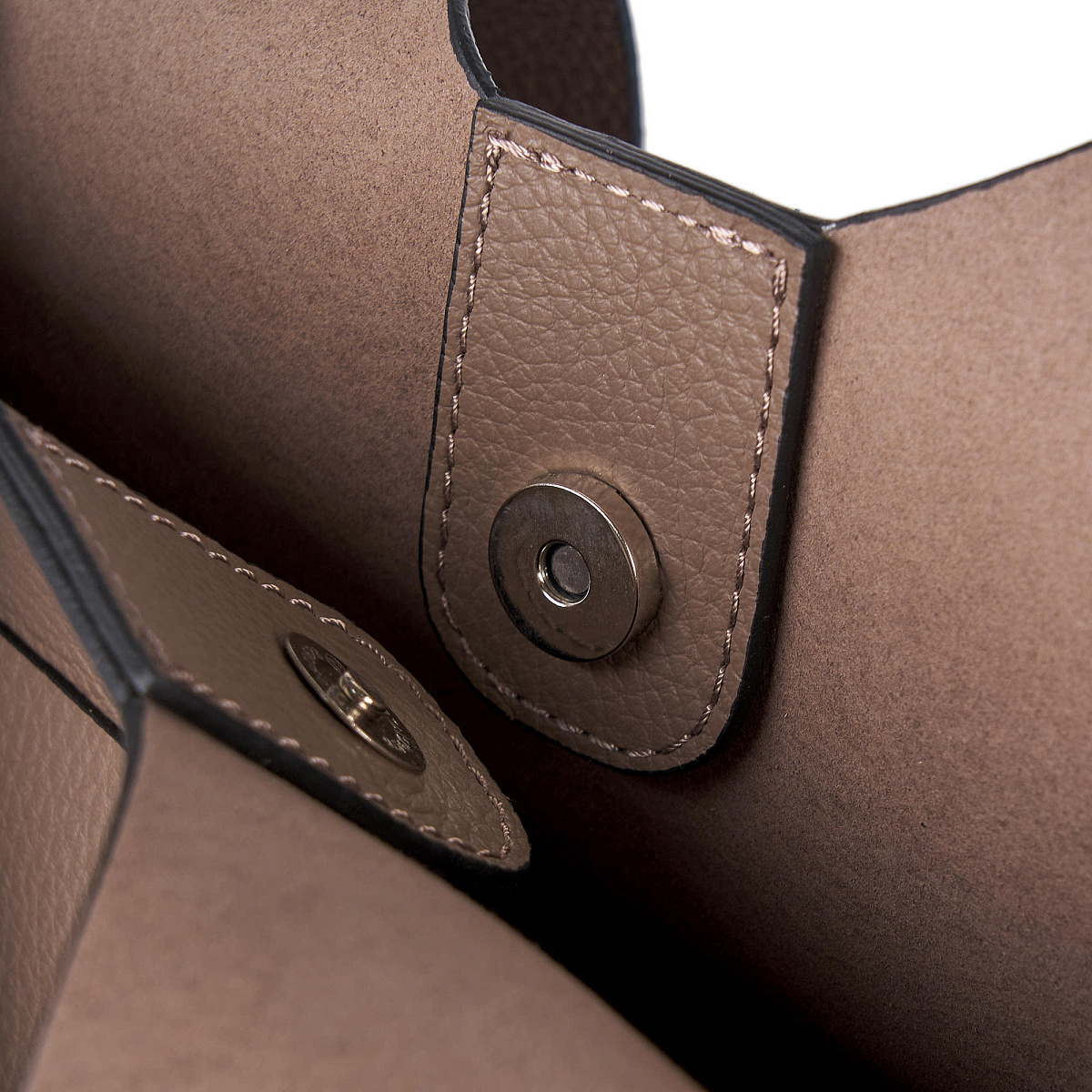 Женская сумка Dr. Koffer из натуральной кожи бежевая