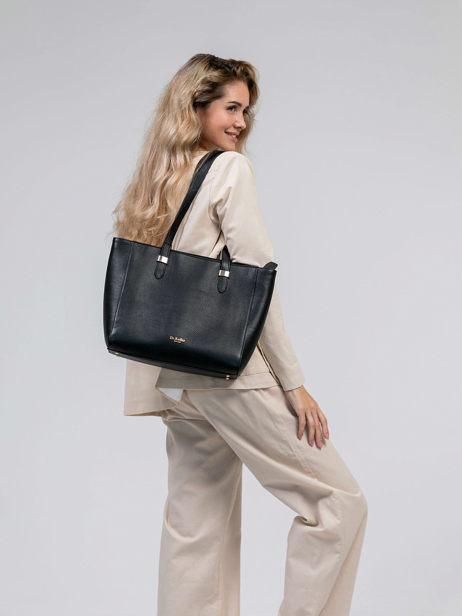 Женская сумка Dr.Koffer из натуральной кожи черная