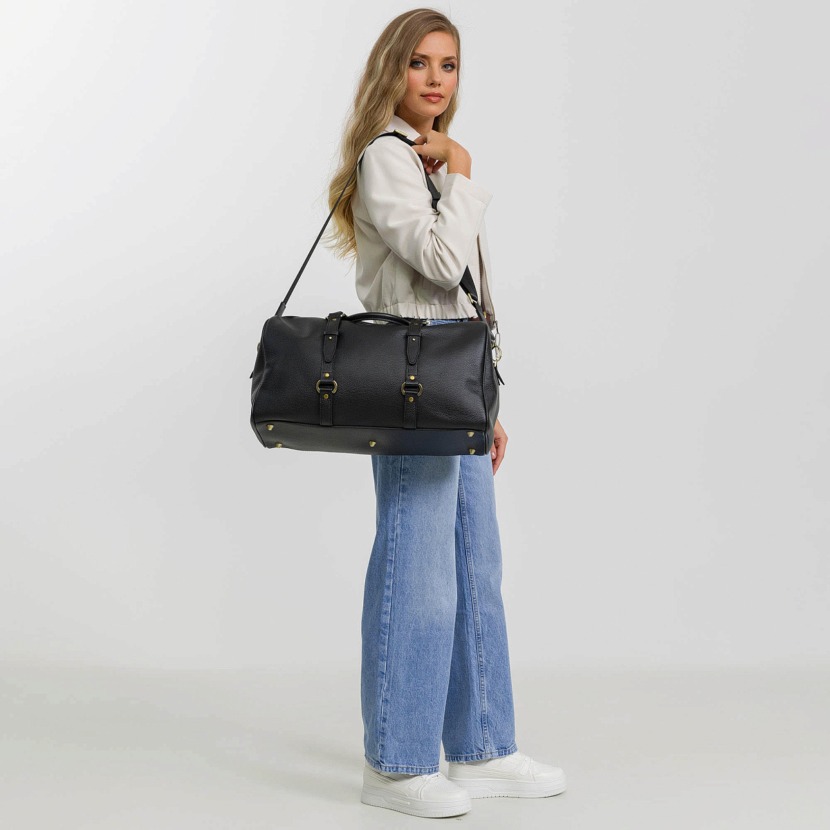 Дорожная сумка Dr.Koffer из натуральной кожи черная