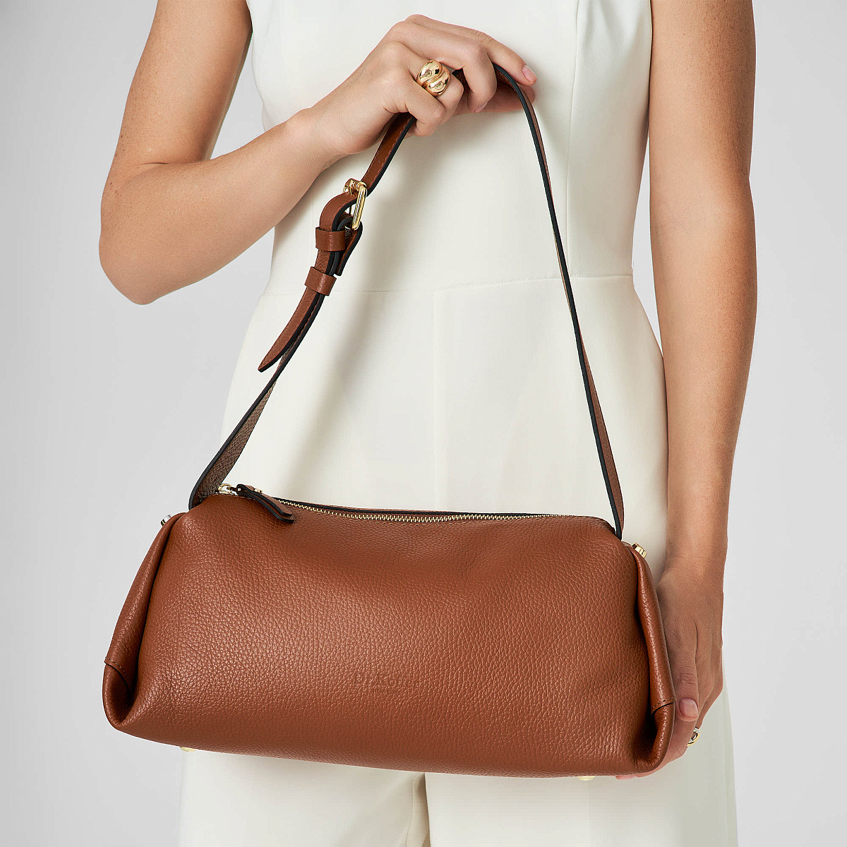 Женская сумка Dr. Koffer из натуральной кожи коричневая