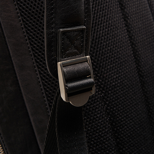 Рюкзак Dr.Koffer из натуральной кожи черный