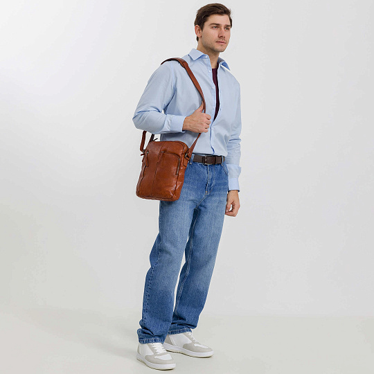 Сумка через плечо Dr.Koffer из натуральной кожи коричневая