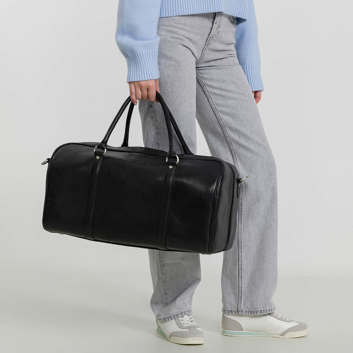 Сумка дорожная Dr.Koffer из натуральной кожи черная