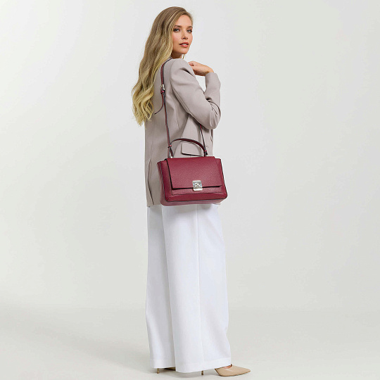 Женская сумка Dr. Koffer из натуральной кожи красная