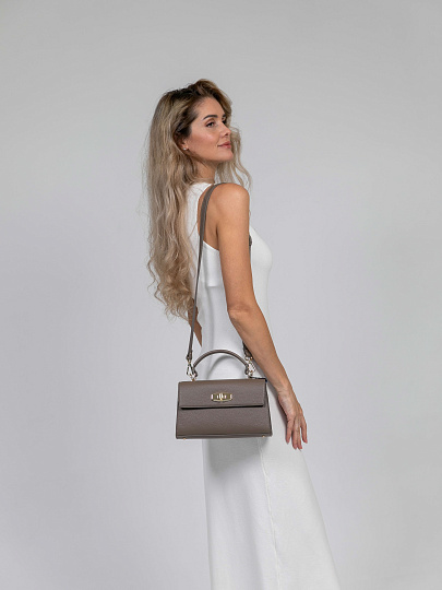 Женская сумка Dr.Koffer из натуральной кожи бежевая