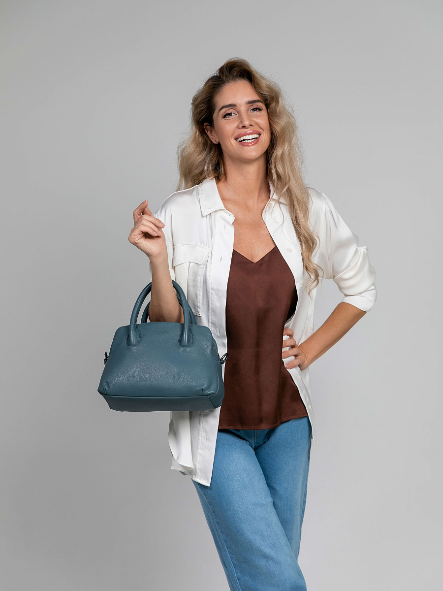 Женская сумка Dr.Koffer из натуральной кожи голубая