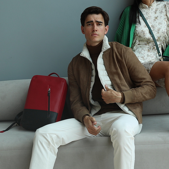 Рюкзак Dr.Koffer из натуральной кожи красный